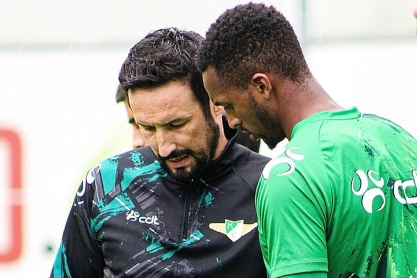 Antonisse e Hugo Abreu marcam no triunfo do Moreirense sobre o Penafiel