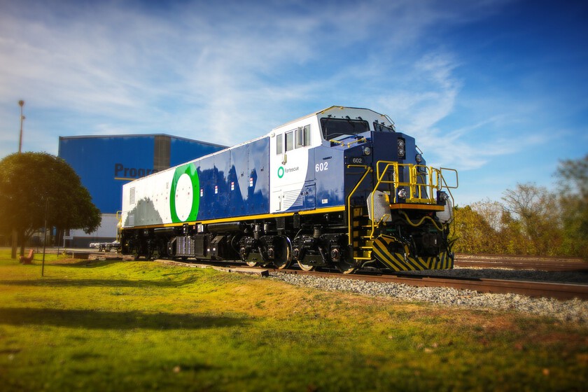 Maior locomotiva a baterias do mundo estreia na Austrália