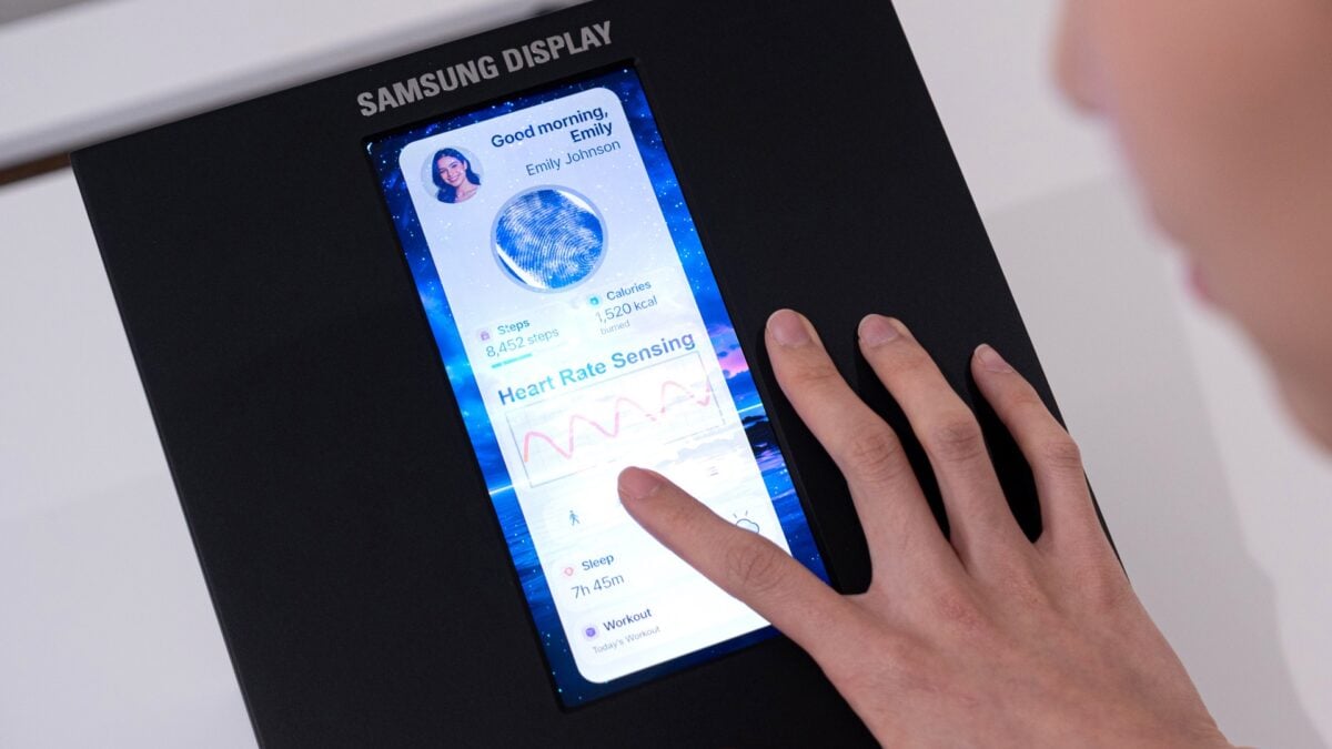 Samsung mostra ecrã para smartphones que substitui o smartwatch