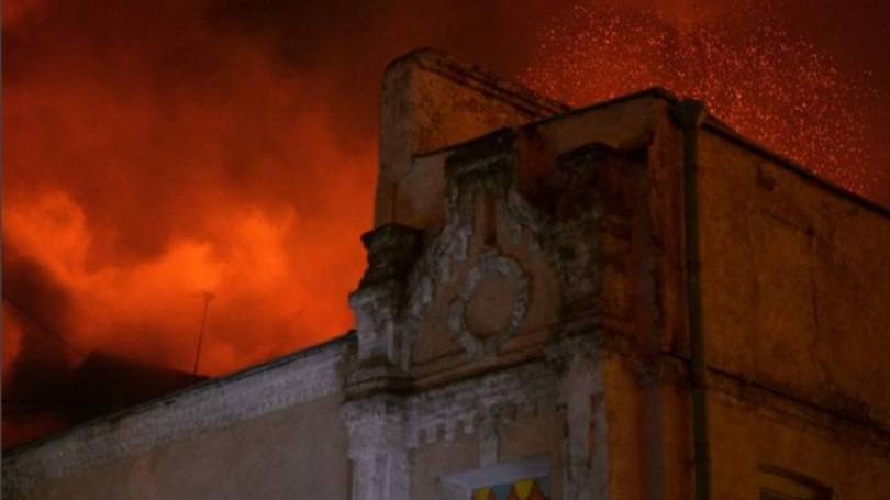 Incêndio: o teto da fábrica em Moscou desabou