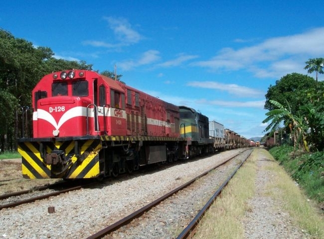 CIRCULAÇÃO DE COMBOIOS SUSPENSA TEMPORARIAMENTE NA LINHA DO LIMPOPO