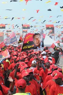 Eleições: MPLA diz ter garantida uma «maioria qualificada»