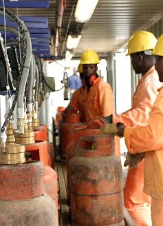  Gás angolano abastece São Tomé e Príncipe