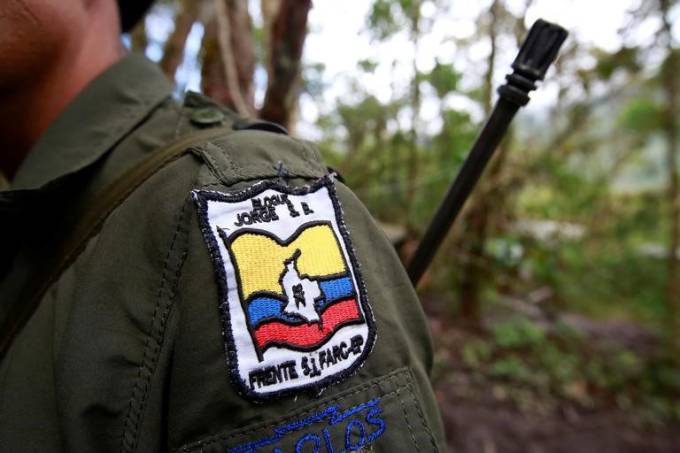 Equador recebe corpos de jornalistas assassinados na Colômbia
