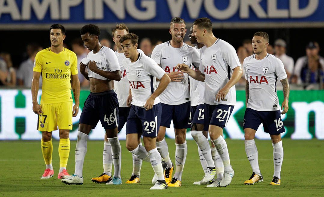 Enquanto sonha em contar com Neymar, time francês leva 4 a 2 em jogo disputado nos EUA