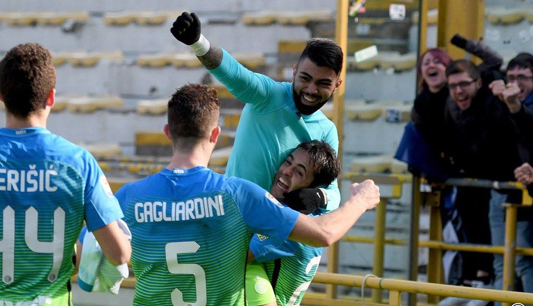 Stefano Vecchi ficou desapontado com atitude do atacante brasileiro na vitória sobre a Lazio por 3 a 1, no domingo