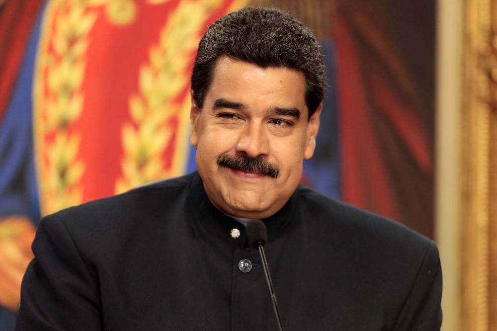 Opositor de Maduro é eleito presidente do parlamento na Venezuela