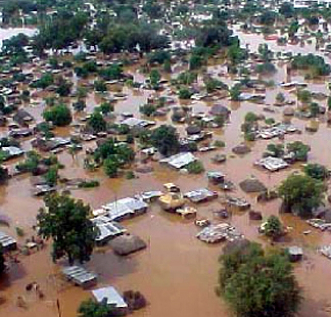 CHUVA E VENTOS FORTES AFECTAM MAIS DE 3 MIL PESSOAS