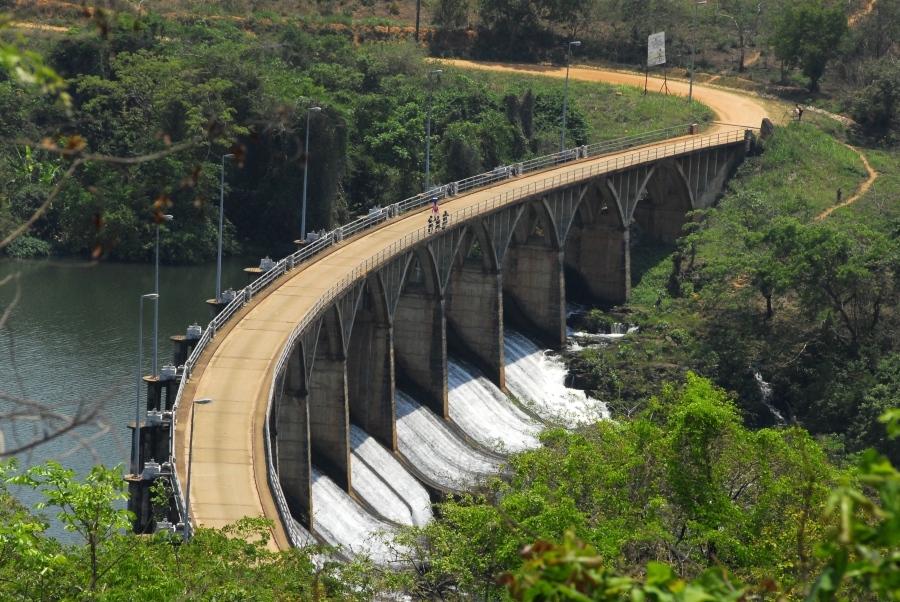 A reposição dos equipamentos enquadra se no projecto de reabilitação daquelas duas centrais cujas obras estão avaliadas em mais de cento e trinta milhões de dólares. 