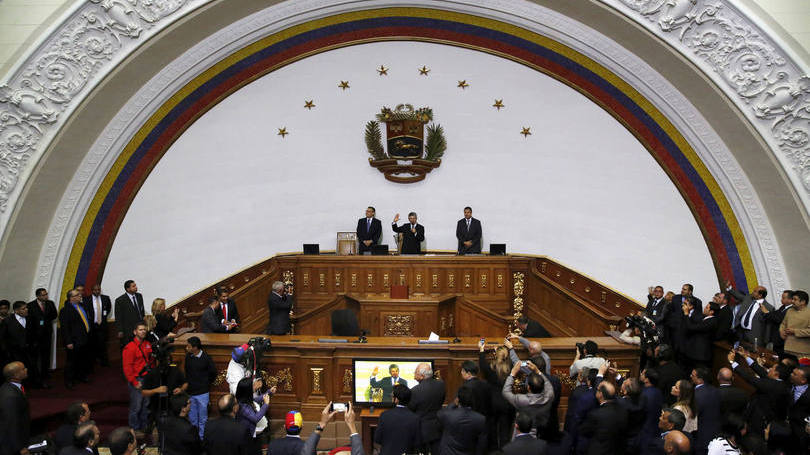 Parlamento: "Não daremos um cheque em branco ao presidente Nicolás Maduro"