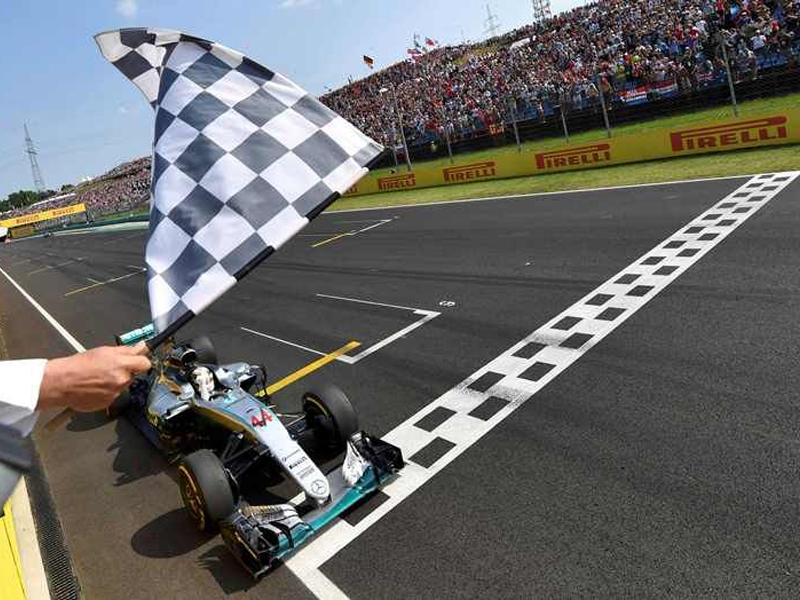 Piloto Fernando Alonso cria equipa de eSports