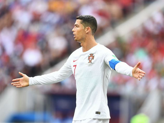 Cristiano Ronaldo explica 'novo estilo' que tem usado durante a Copa