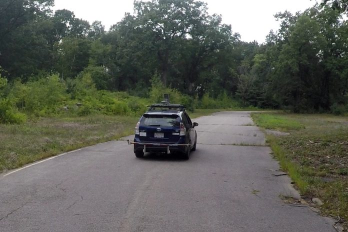 MIT desenvolve carro autónomo que consegue navegar estradas rurais