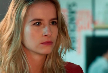 Bárbara encontra o testamento de Ricardo - Malhação/TV Globo