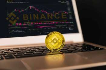 Binance suspende retirada de Bitcoin e outras criptomoedas durante o dia de hoje