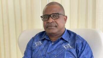 São Tomé e Príncipe: Delfim Neves pediu a suspensão do mandato de deputado